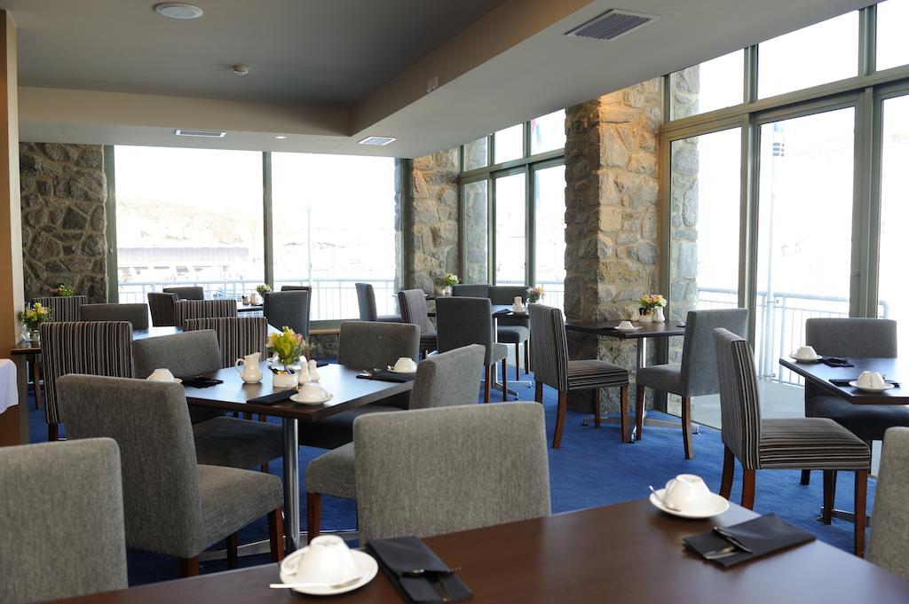 The Perisher Valley Hotel ภายนอก รูปภาพ