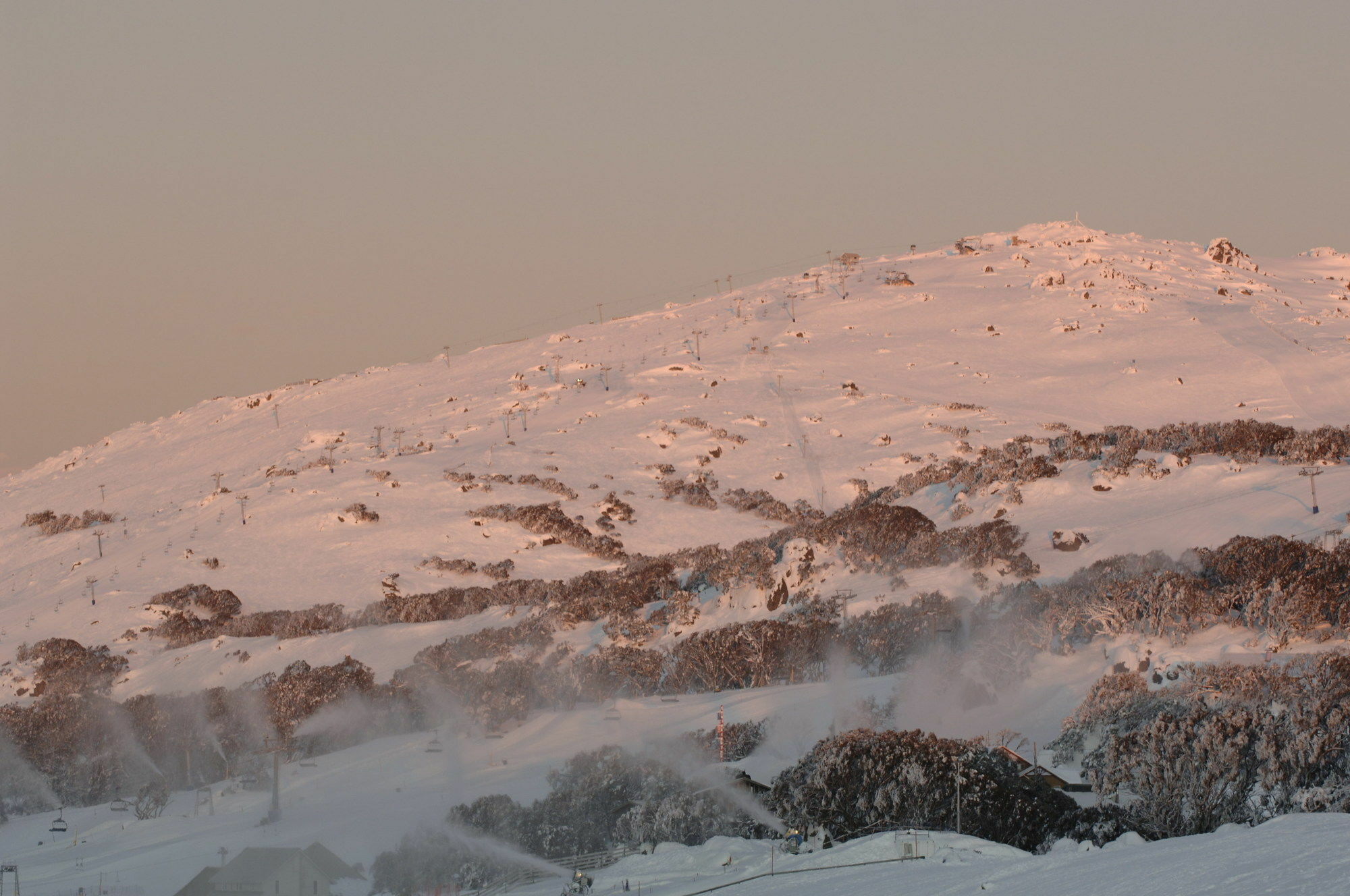 The Perisher Valley Hotel ภายนอก รูปภาพ